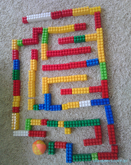 Gra labirynt z klock�w